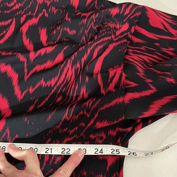 LuLaRoe Patterned Short Sleeve Waterfall Sheer Kimono Red Black Size Large - Picture 8 of 10